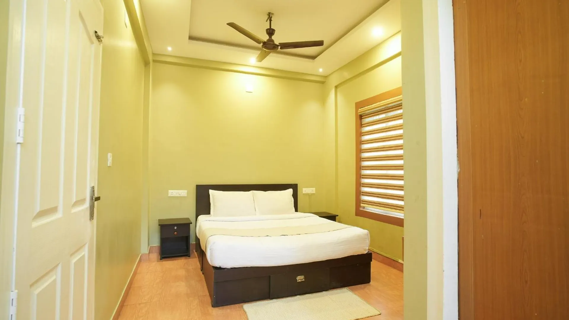 Rasha Residency Hostel Kalpetta