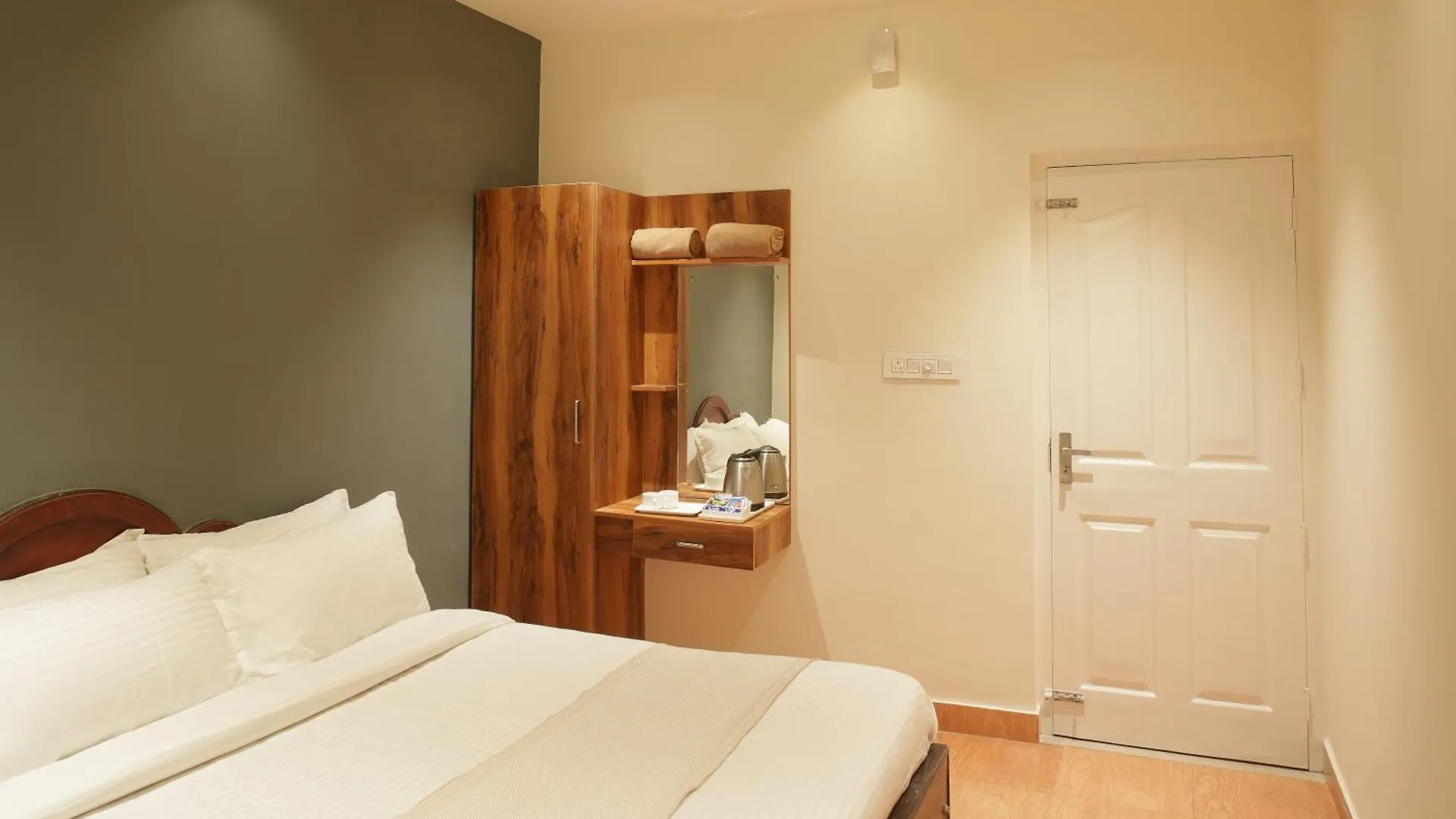 Rasha Residency Hostel Kalpetta